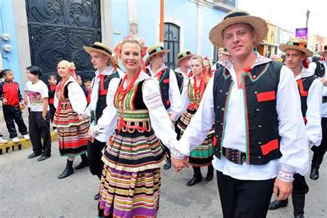 como son los hombres polacos|La Gente y sus costumbres en Polonia